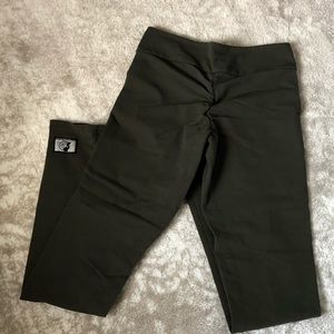 Celestial Bodiez olive green leggings